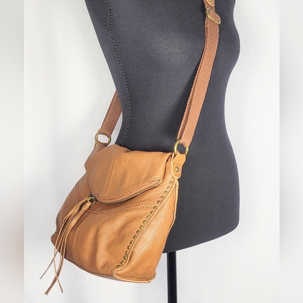 The Sak Boho Leather Crossbody Bag Tan Studded Flap Purse Adjustable Strap - Picture 5 of 10